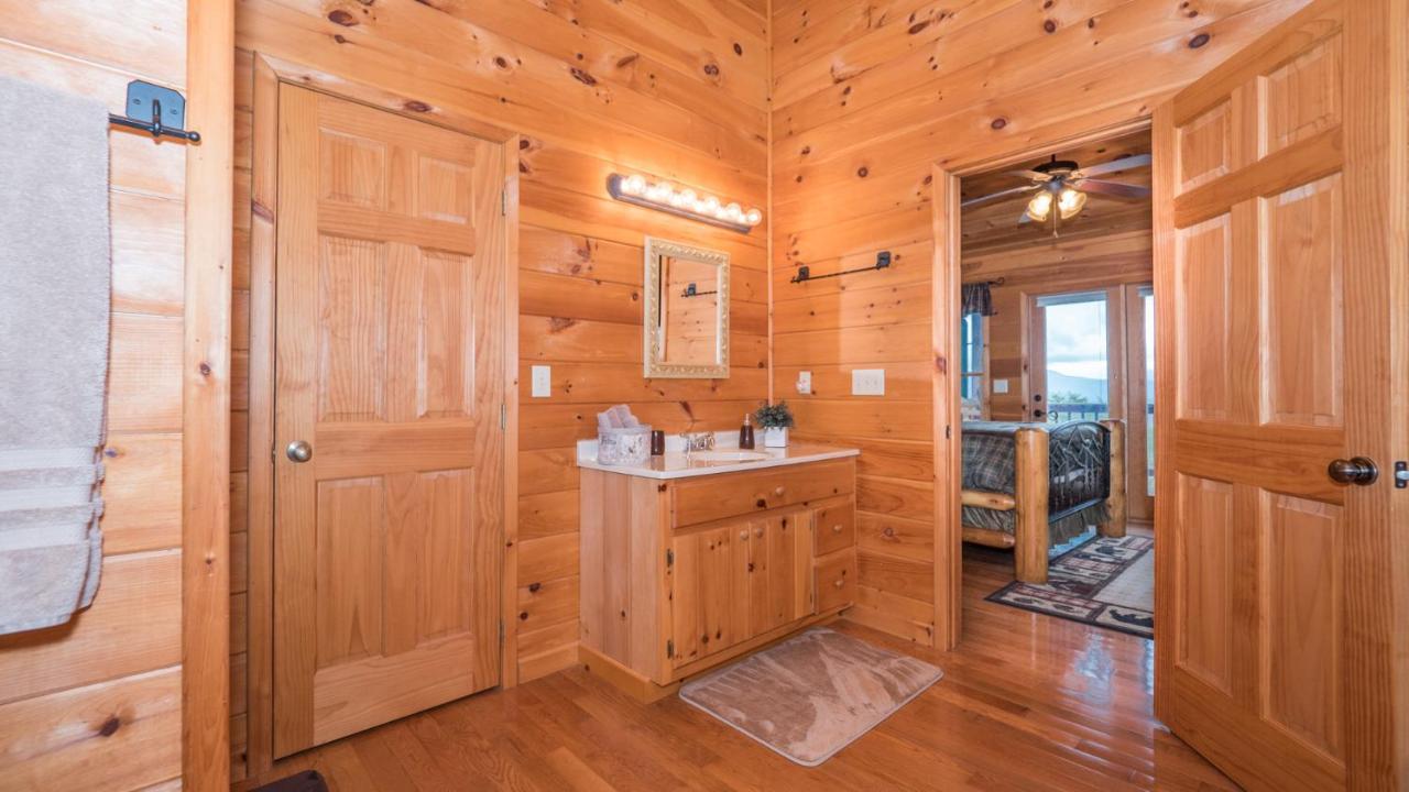 Red Apple Mountaintop Cabin Hot Tub, Wifi, Pet Friendly, Fireplace, Pit, Best Views Villa Cherry Log Esterno foto