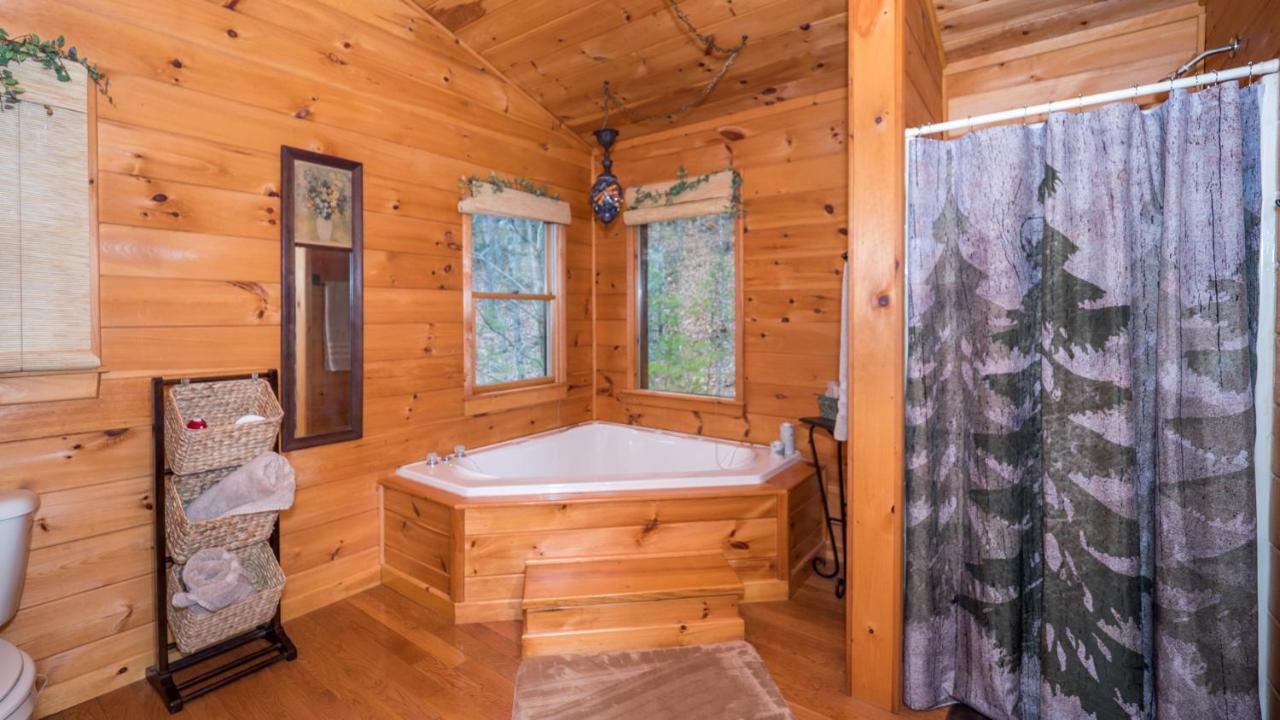 Red Apple Mountaintop Cabin Hot Tub, Wifi, Pet Friendly, Fireplace, Pit, Best Views Villa Cherry Log Esterno foto